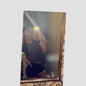 Meet your Posher, Sherlin